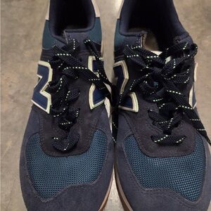 New Balance Navy and Teal Sneakers